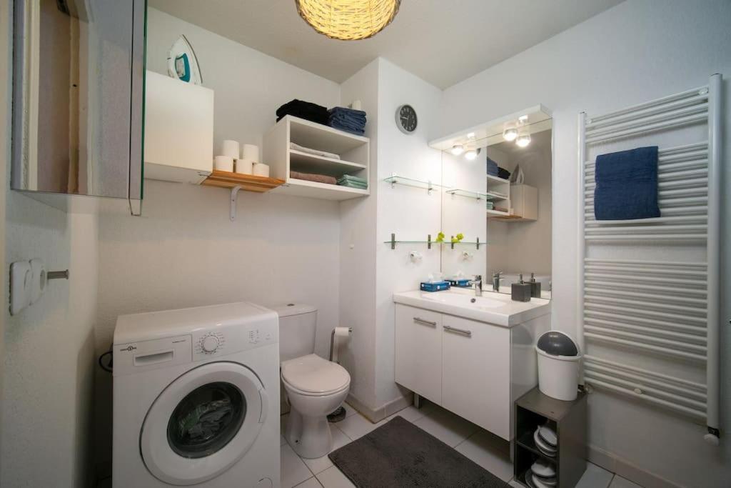 Fully Equipped Apartment With Terrace Sleeps 4 Marseille Eksteriør billede